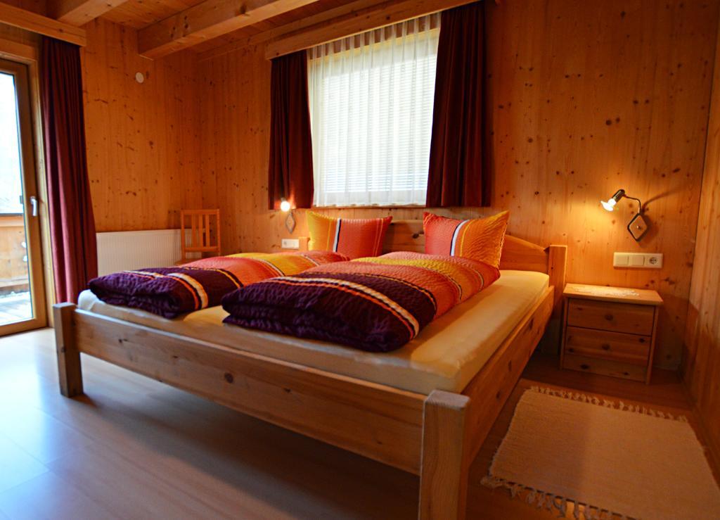 Ferienhaus Oetztal ザウテンス エクステリア 写真