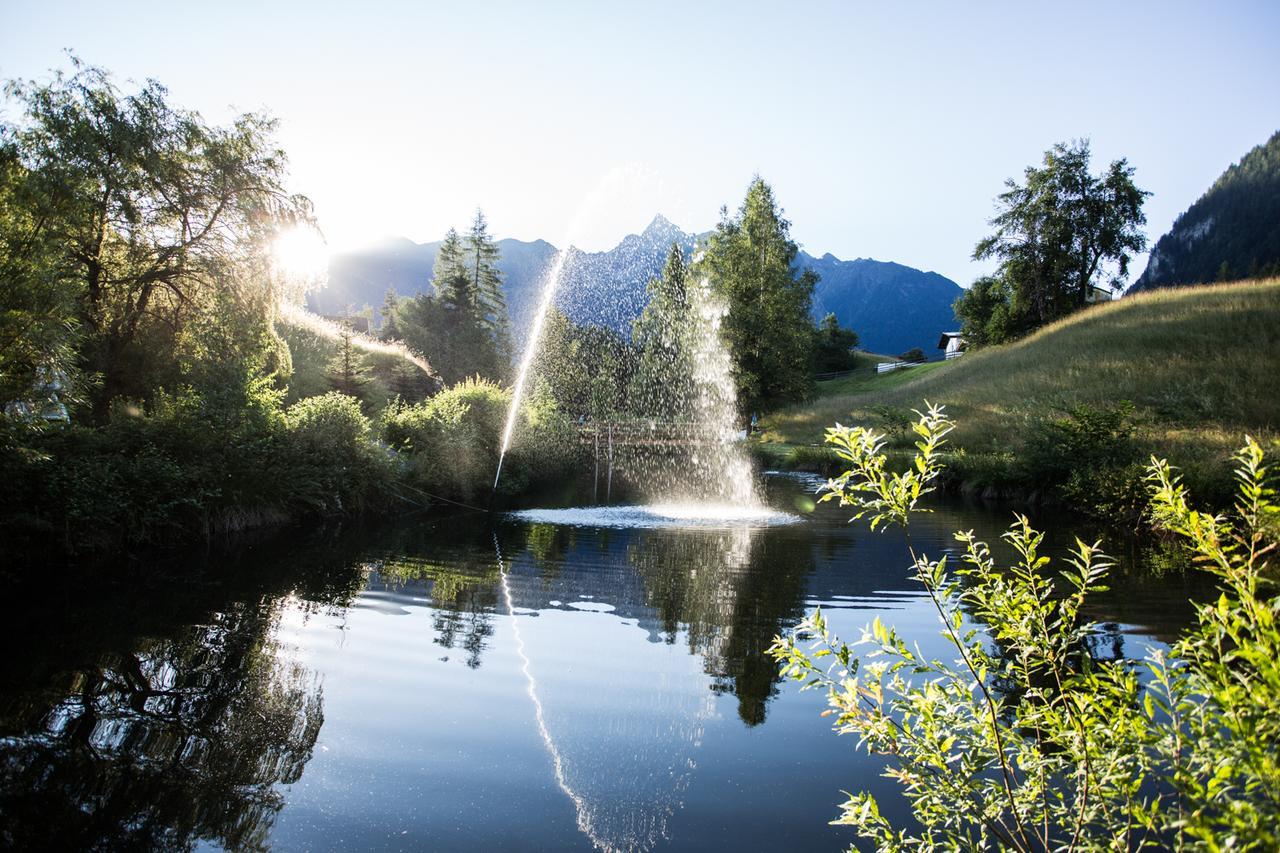 ホテル Ferienhaus Oetztal ザウテンス エクステリア 写真